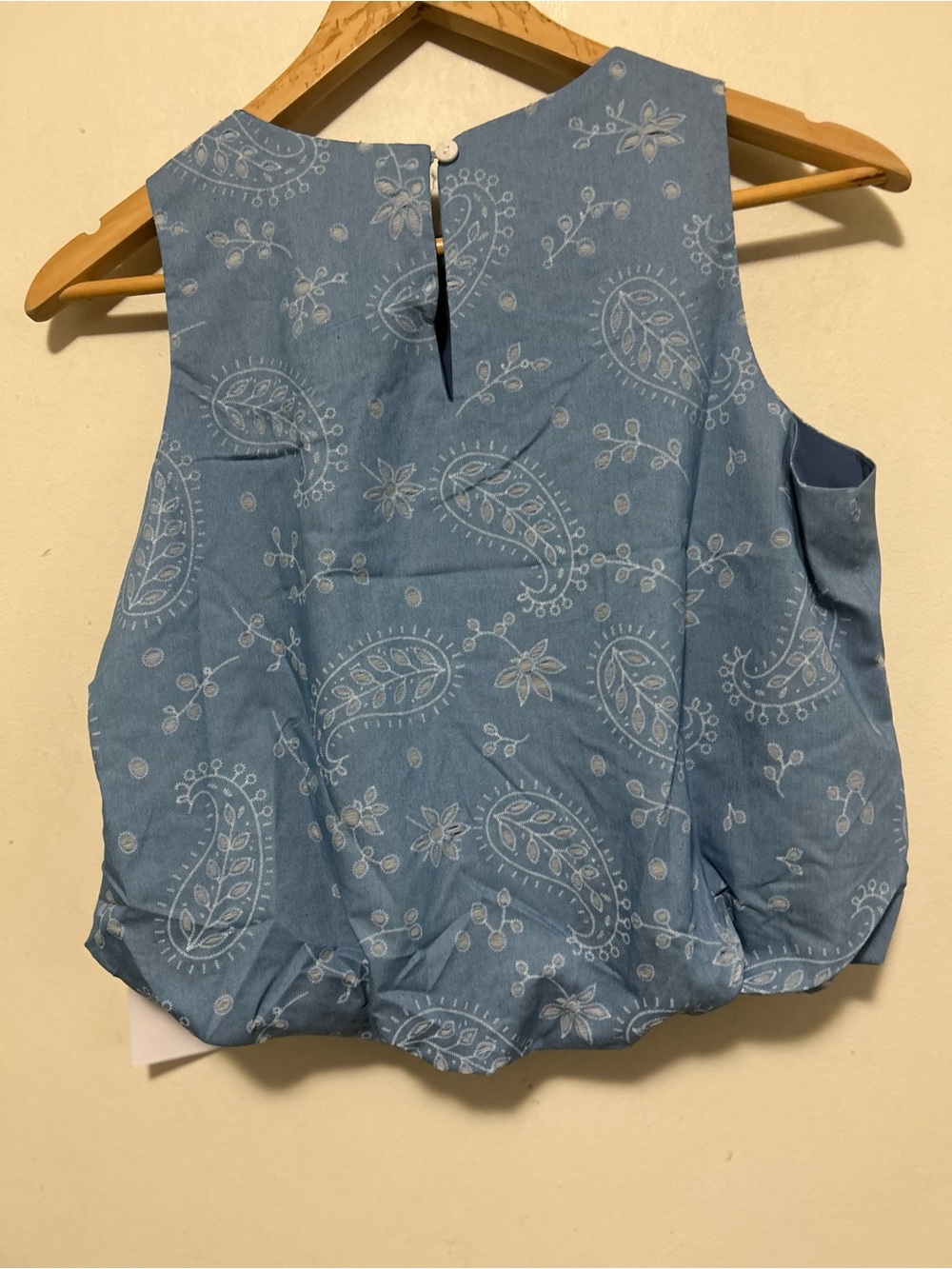 NWT denim puffy crop top, size S